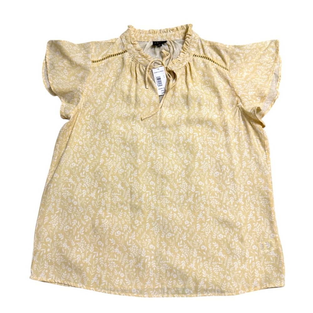 Yellow Floral Flutter Sleeve Blouse NWT Large